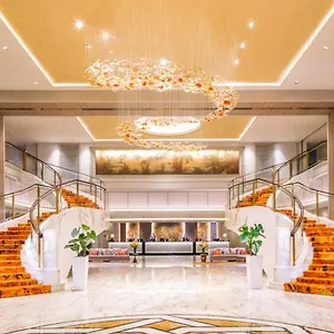 ロイヤル プラザ オン スコッツ 5* シンガポール